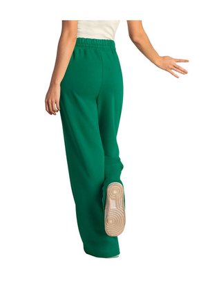 Pantalón Tipo Jogger Con Bota Ancha J2721 Verde