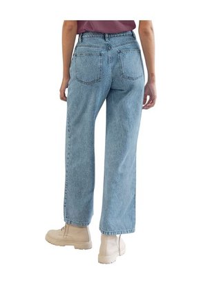 Jean Bota Recta Con Bolsillos De Parche En Frente J2909 Azul Medio