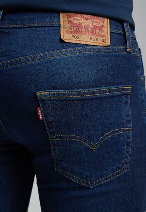 Jean Levi's 502 Taper Fit Índigo Oscuro