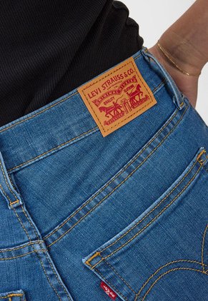 Jean Levi's 720 Super Skinny Fit Índigo Medio