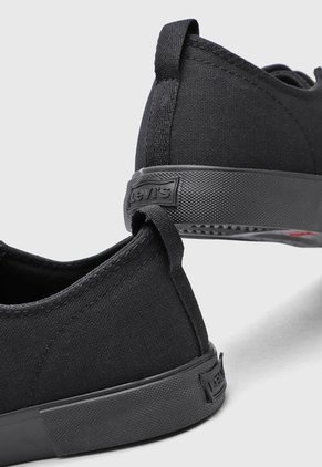 Tenis Lifestyle Negro Levi's Anikin