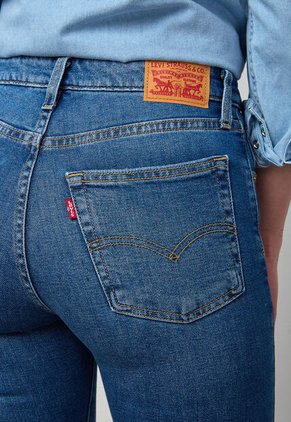 Jean Levi's 726 Flare Fit Índigo Medio