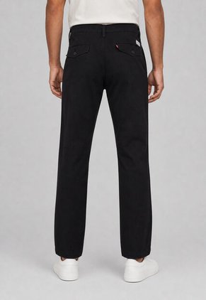 Pantalón Levi's Chino XX Authentic Relaxed Fit Negro