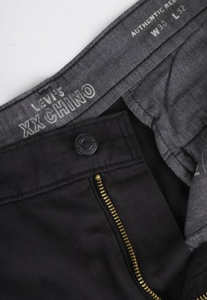 Pantalón Levi's Chino XX Authentic Relaxed Fit Negro