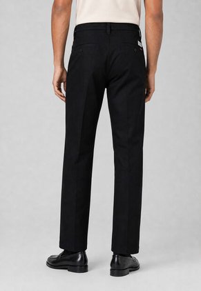 Pantalón Levi's Chino XX Loose Straight Fit Negro