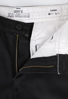 Pantalón Levi's Chino XX Loose Straight Fit Negro
