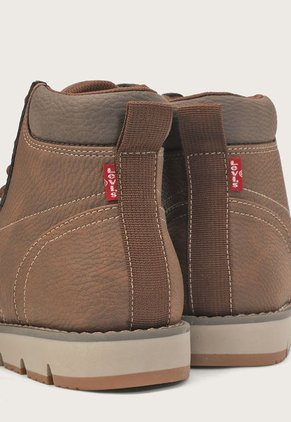 Bota Casual Café Levi's Dean