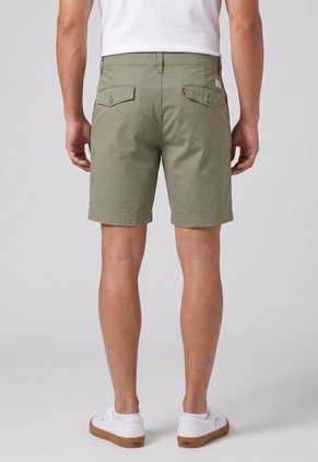 Bermuda Levi's XX Chino Authentic Relaxed Fit Verde