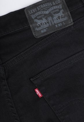 Bermuda Levi's 405 Standard Fit Negro