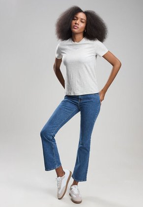 Jean Levi's 725 Bootcut Fit Índigo Medio