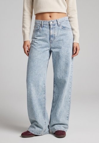 Jean Levi's Middy Balloon Fit Índigo Claro Levis