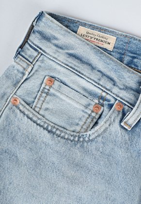Jean Levi's 568 Loose Straight Fit Índigo Claro