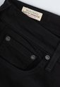 Jean Levi's 502 Taper Fit Negro de Levis
