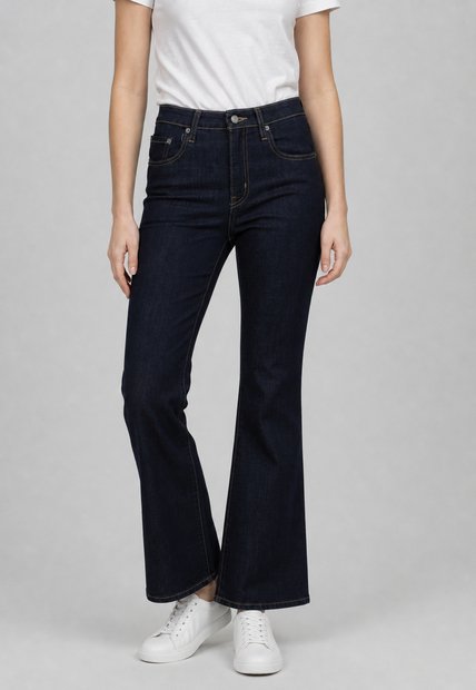 Jean Levi's 725 Bootcut Fit Índigo Oscuro