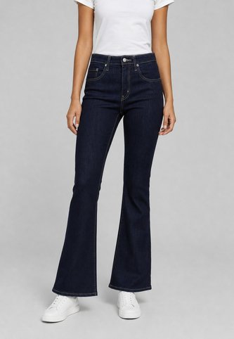 Jean Levi's 725 Bootcut Fit Índigo Oscuro Levis