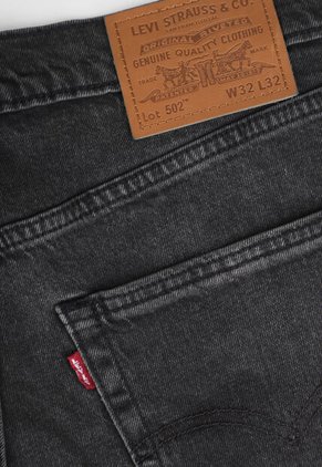 Jean Levi's 502 Taper Fit Gris Oscuro