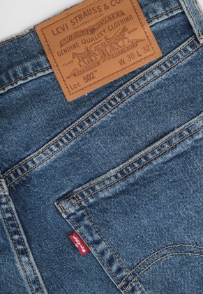 Jean Levi's 502 Taper Fit Índigo Medio