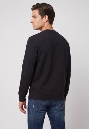 Buzo Levi's Negro