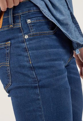 Jean Azul Levi's 511 Slim Fit