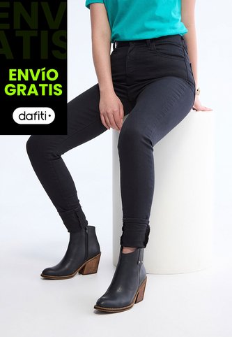 Jean Levi's 720 Super Skinny Fit Negro Levis