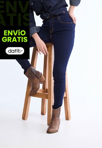 Jean Levi's 724 Slim Straight Fit Índigo Oscuro Levis