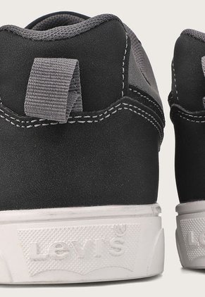 Tenis Lifestyle Negro-Blanco-Gris Levi's Liam