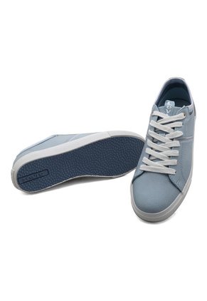 Tenis Azul-Blanco-Rojo Levi´s