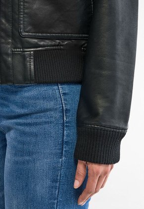Chaqueta Levi's Citizen Negro