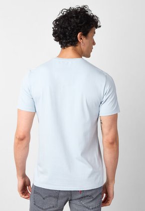 Camiseta Levi's Classic Pocket Celeste