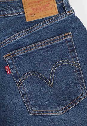 Jean Levi's 501 Crop Fit Índigo Oscuro