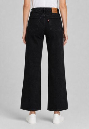 Jean Levi's Wedgie Bootcut Fit Negro