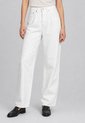 Jean Levi's Easy Dad Fit Marfil de Levis