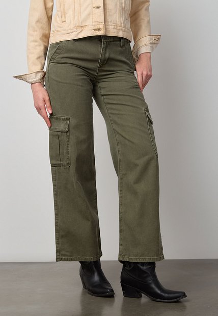 Jean Cargo Levi's Superlow Loose Fit  Verde