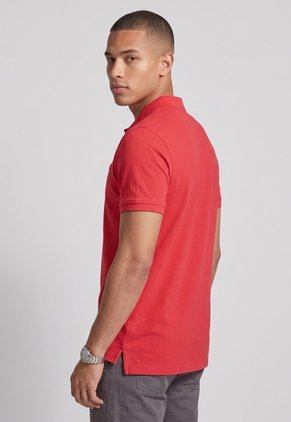 Polo Levi's Rojo.