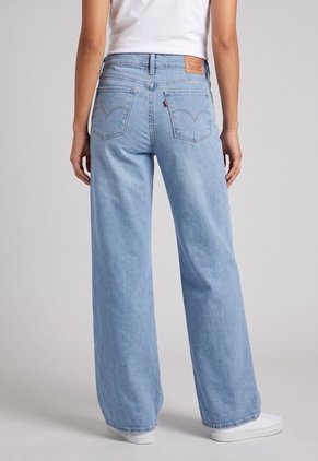 Jean Levi's 318 Shaping Wide Leg Fit Índigo Claro