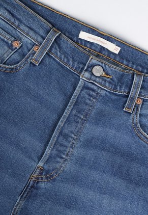 Jean Levi's Wedgie Straight Fit Índigo Medio