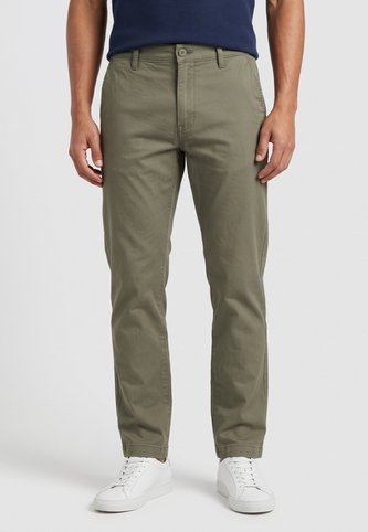Pantalón Chino Levi's Standard Taper Fit Verde Levis