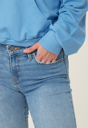 Jean  Azul Claro Levi's 710 Super Skinny Fit