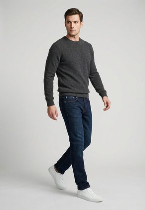 Jean Levi's 502 Taper Fit Índigo Oscuro