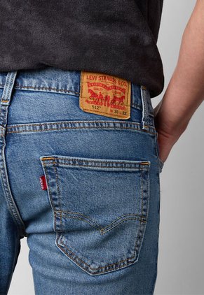 Jean Levi's 512 Slim Taper Fit Índigo Medio
