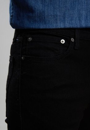 Jean Levi's 510 Skinny Fit Negro
