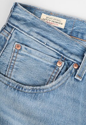 Jean Levi's 501 Loose Fit Índigo Claro