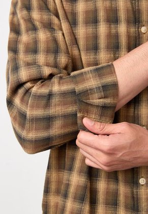 Camisa Levi's Authentic Marrón