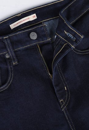 Jean Levi's 725 Bootcut Fit Índigo Oscuro