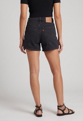 Short Levi's Cinch Fit  Negro