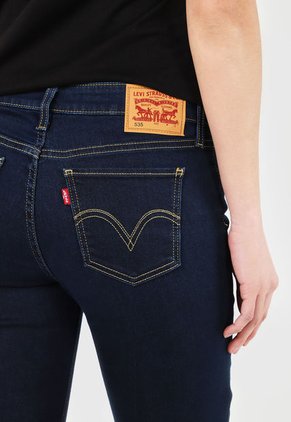 Jean Azul Oscuro Levi's 535 Skinny Fit