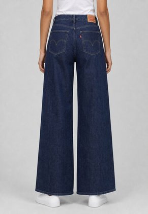 Jean Levi's 318 Shaping Wide Leg Fit Índigo Medio