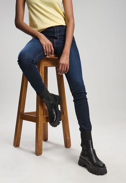 Jean Índigo Oscuro Levi's 721 High-Rise Skinny