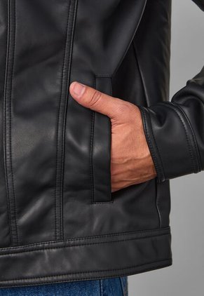 Chaqueta Levi's Sherpa Negro