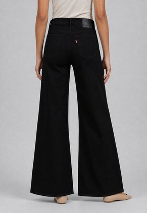 Jean Levi's 318 Shaping Wide Leg Fit Negro